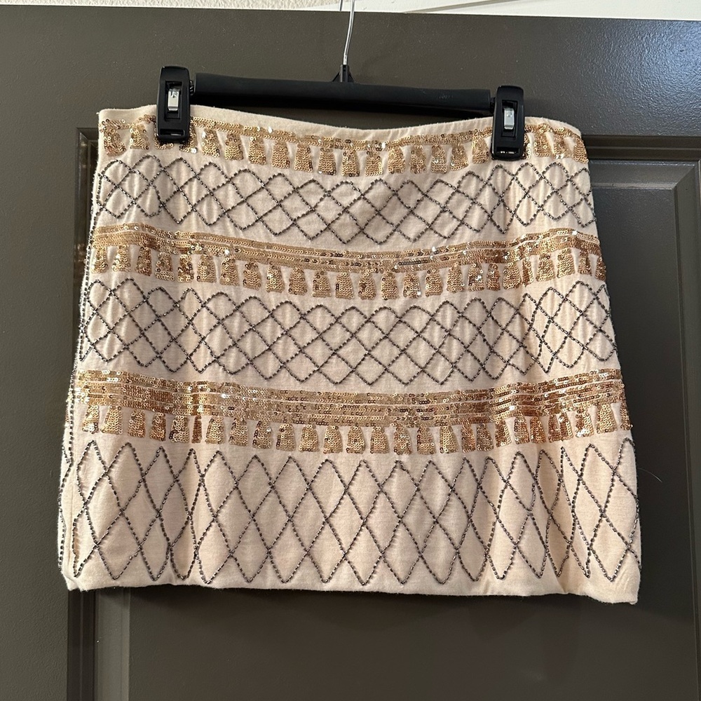 Cream white mini skirt with beading